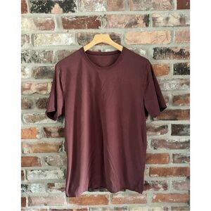 Lululemon Men’s Burgundy Short Sleeve T-shirt, M
